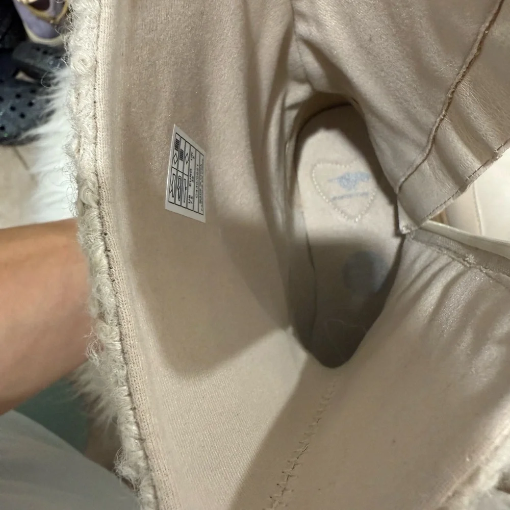 Rocket Dog Cream Winter Boots - Picture 6 of 6